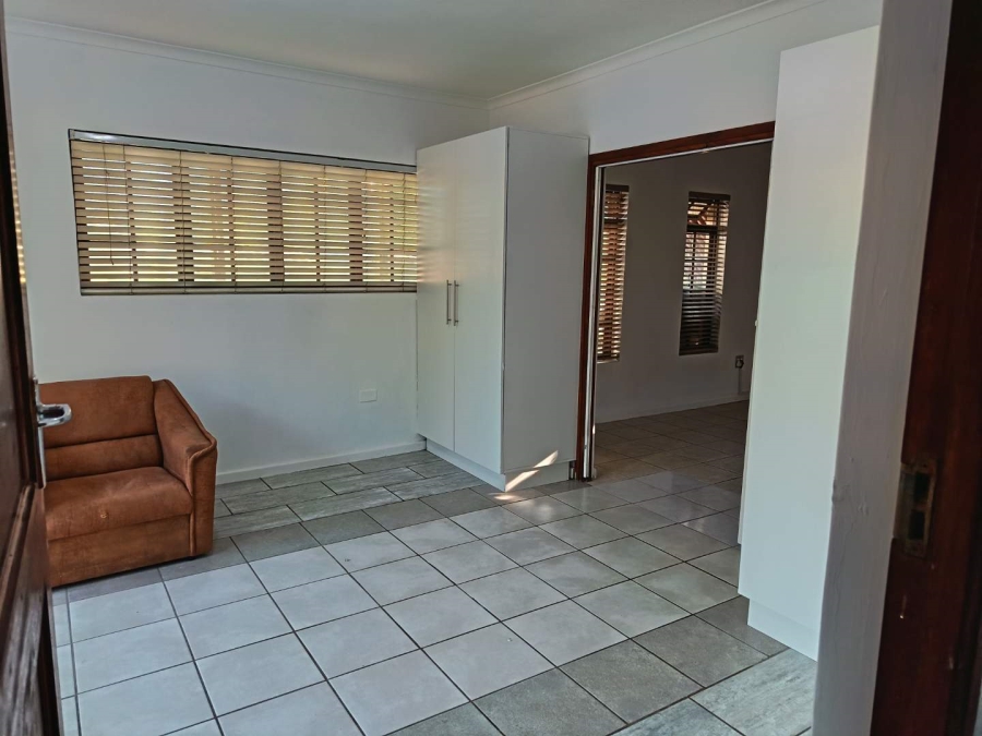 To Let 1 Bedroom Property for Rent in Joostenbergvlakte Western Cape